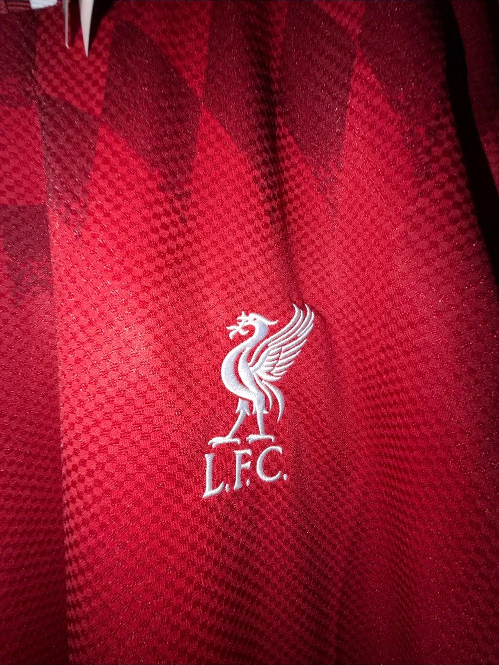 Men Adidas Stadium version Liverpool jersey Size L